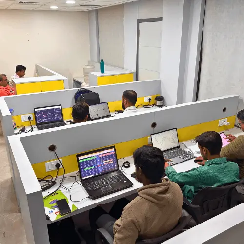 Live Trading Lab at Vaishvik Traders, Jaipur
